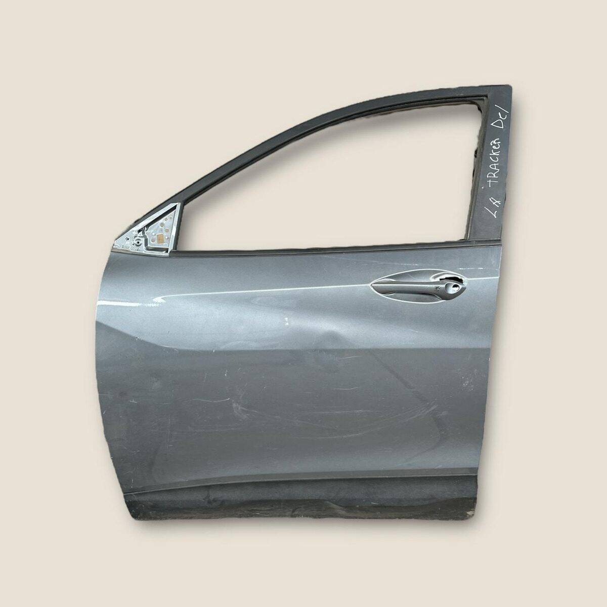 Puerta Delantera Izquierda Chevrolet Tracker