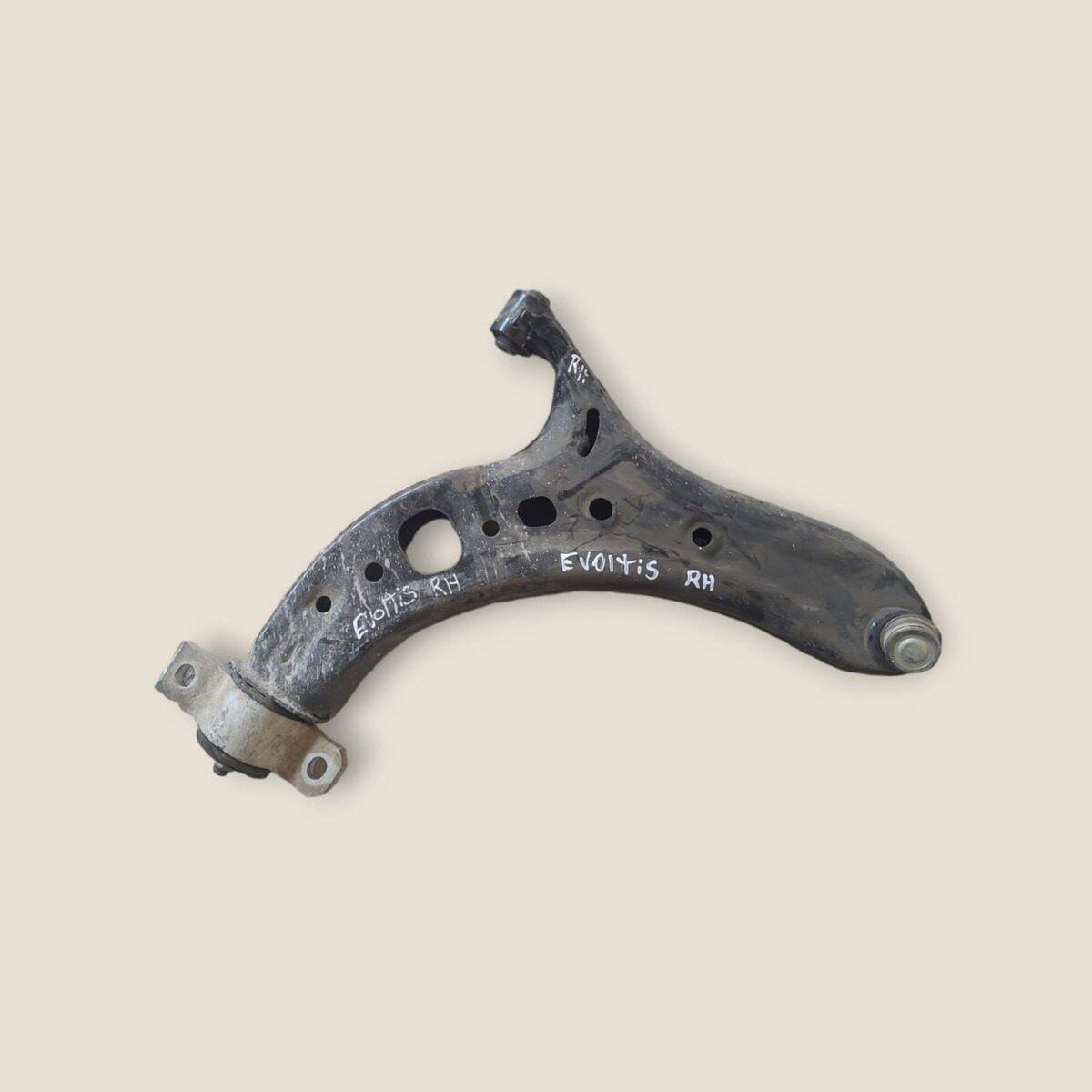 Bandeja De Suspension Derecha Subaru Evoltis