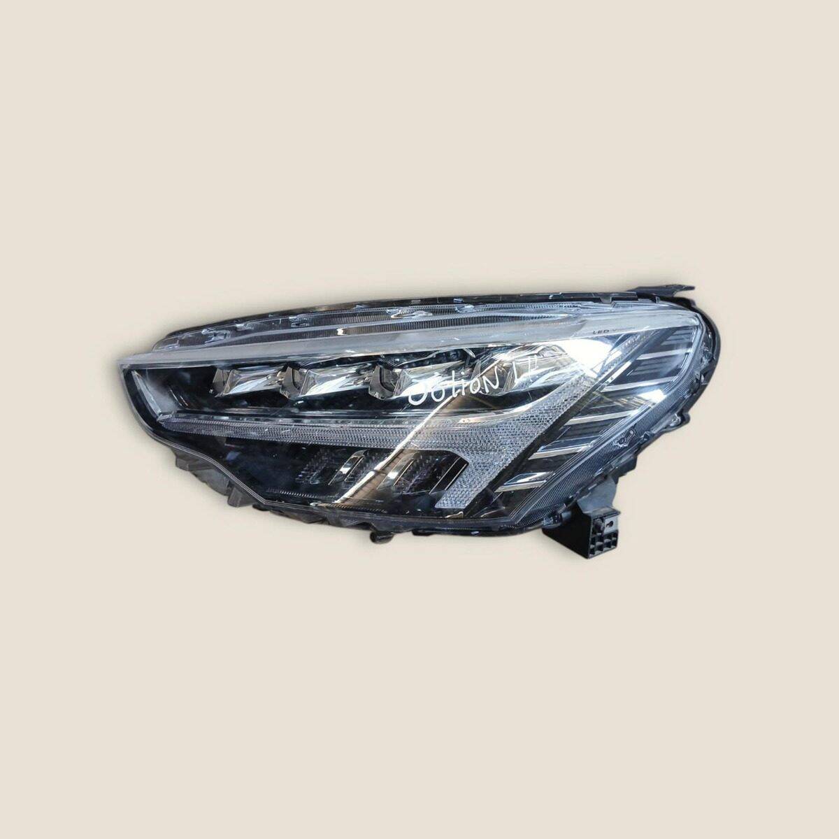 Optico Derecho Haval Jolion