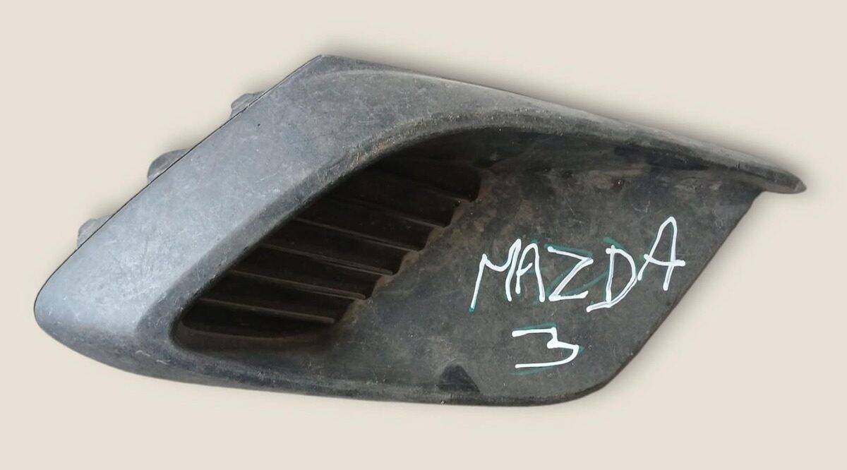 Tapa De Neblinero Mazda 3