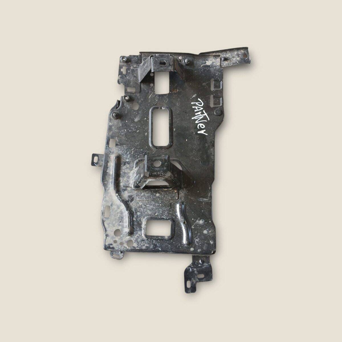 Cubre Motor Peugeot Partner