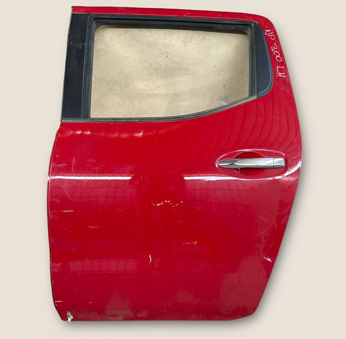 Puerta Trasera Izquierda Nissan Np300